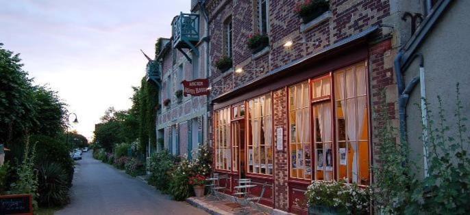 La Petite Maison De Giverny - Gite De Charme 5 Etoiles Au Coeur Du Village - 3 Chambres المظهر الخارجي الصورة