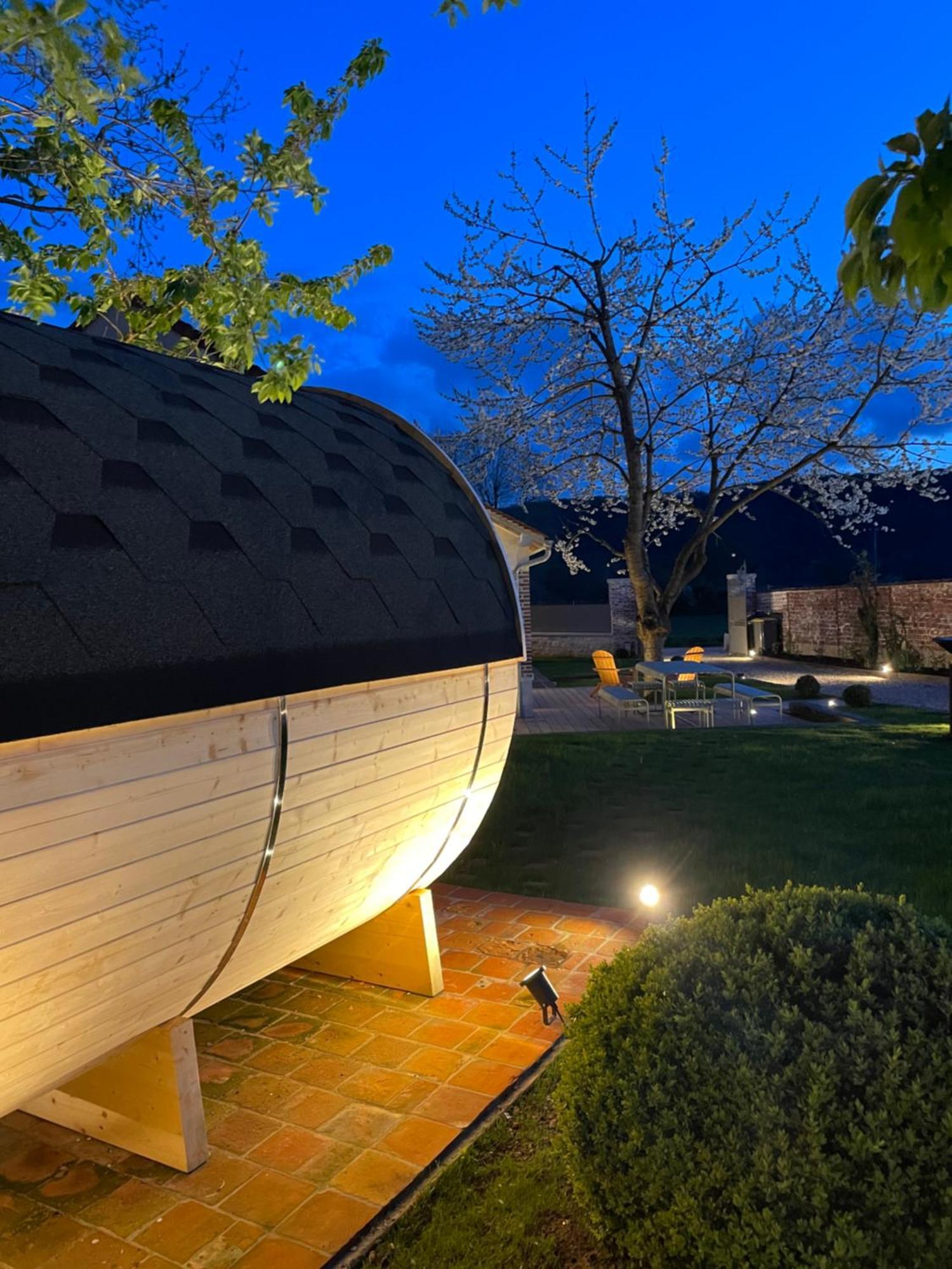 La Petite Maison De Giverny - Gite De Charme 5 Etoiles Au Coeur Du Village - 3 Chambres المظهر الخارجي الصورة